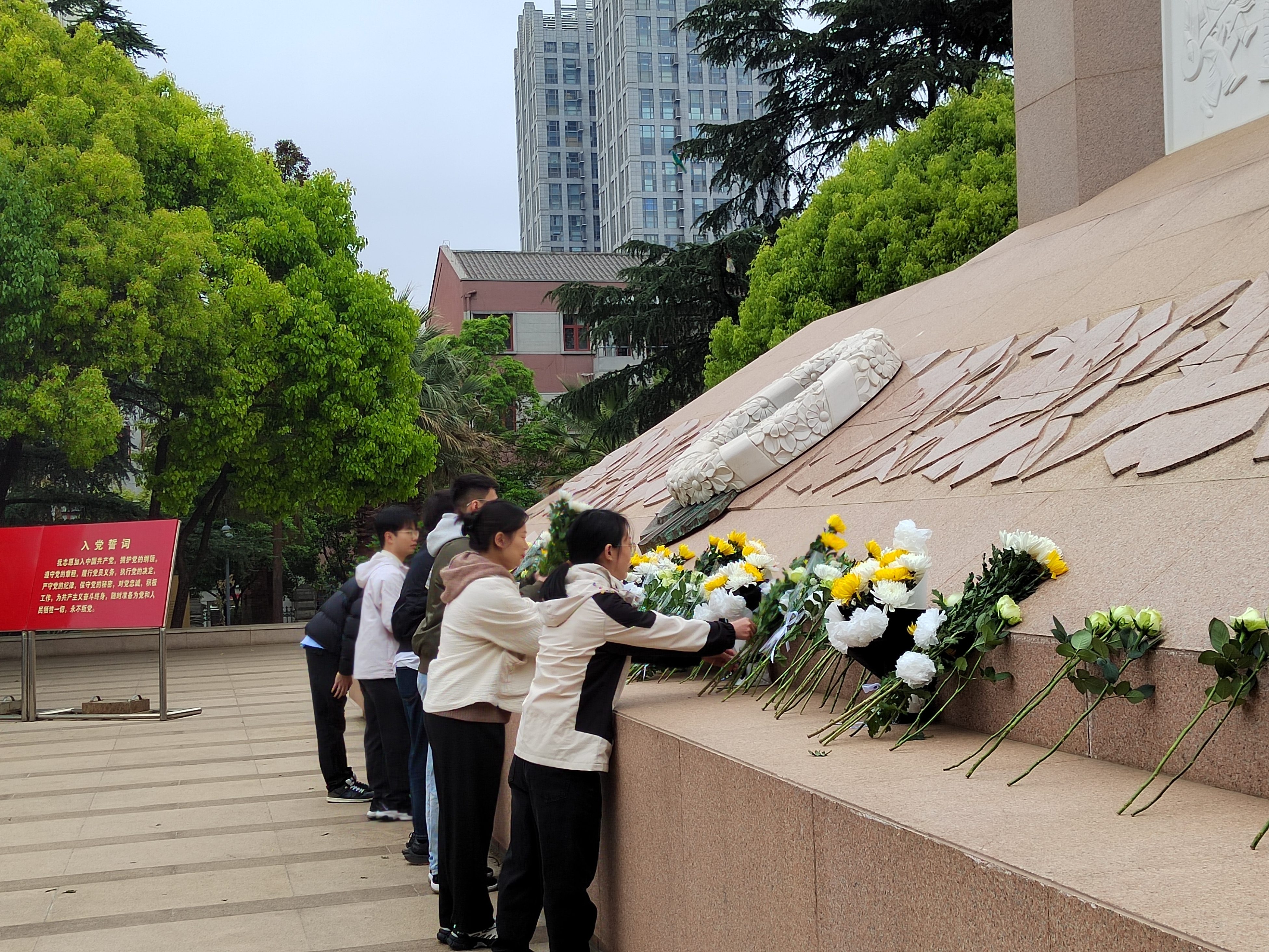 17436453407859.jpg 17436453407859.jpg